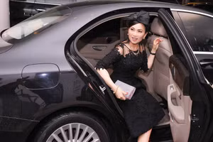 Hà Phương là vợ của tỷ phú Chính Chu - người Việt nổi tiếng với khối tài sản khổng lồ tại Mỹ.