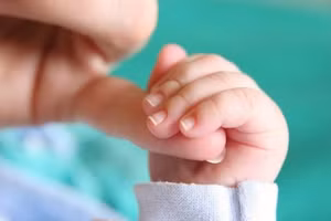 12 sai lầm chăm sóc con cái các bậc cha mẹ hay mắc phải