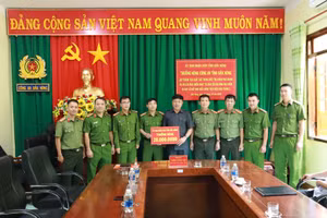 Công an tỉnh Đắk Nông được thưởng nóng do thành tích xuất sắc trong việc khám phá nhanh vụ án.