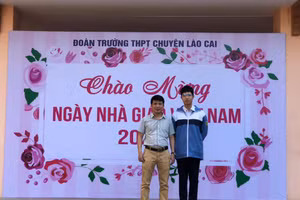 Người thầy tận tâm cùng học trò và khoa học