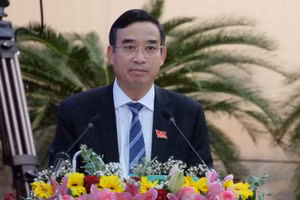  Ông Lê Trung Chinh, được bầu làm Chủ tịch UBND TP Đà Nẵng.