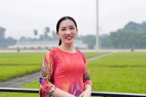 Cô Nguyễn Thị Ánh Ngọc luôn tươi cười dù gặp phải bất cứ chuyện gì.