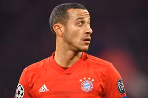 Thiago bật khóc rời Bayern Munich để đến Liverpool