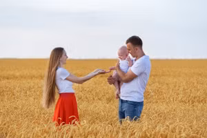 Cơn gió thổi bùng ngọn lửa