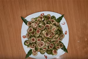 Làm sung muối xổi chỉ cần thêm bước này đảm bảo giòn, ngon, không bị chát