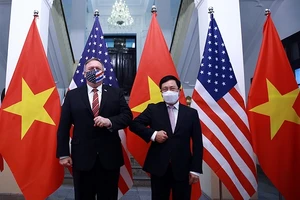 Phó Thủ tướng, Bộ trưởng Ngoại giao Phạm Bình Minh và Ngoại trưởng Hoa Kỳ Michael Pompeo - Ảnh: VGP/Hải Minh