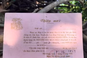 Dân mạng rần rần khoe "báu vật" thiệp cưới thời ông bà những năm 1960