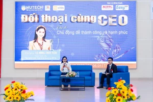 CEO Lê Hồng Thủy Tiên - Tổng Giám đốc Tập đoàn Liên Thái Bình Dương (IPPG) nói chuyện cùng sinh viên HUTECH. 