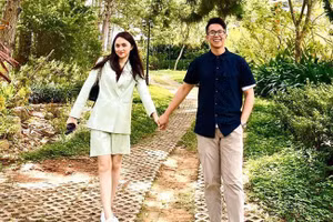 Đập tan tin đồn rạn nứt, đại gia Matt Liu xác nhận đang yêu Hương Giang 