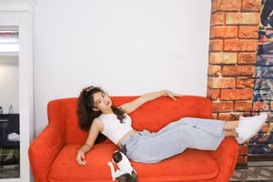 Hay kiểu tóc buộc mái nhí nhảnh đáng yêu và vô cùng gọn gàng.