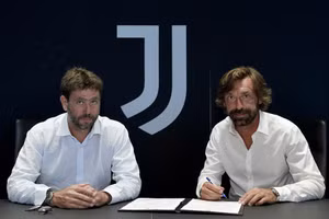 Pirlo đã khởi nghiệp cầm quân cùng Juventus. 