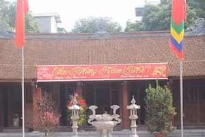 Đền Rồng thờ vua bà Lý Chiêu Hoàng ở Bắc Ninh.