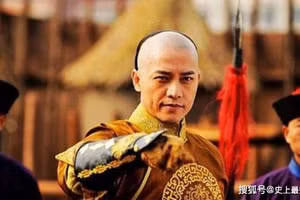 Ung Chính không phải con trai được Khang Hy yêu thương nhất mà người con trai khiến ông đặt nhiều kỳ vọng là Dận Nhưng nên ông cực kỳ chiều chuộng vị a ca này.