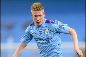 Việc ký hợp đồng mới giữa De Bruyne với Man City vẫn chưa thể thực hiện được.