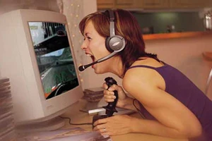 Game đồng đội khiến bạn cư xử “đẹp” hơn.