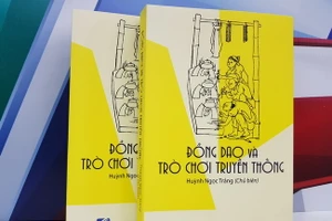 Sách mới Đồng dao và Trò chơi truyền thống.