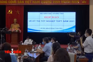 Tiêu điểm: Kỳ thi tốt nghiệp THPT 2021 thành công, bước đầu hoàn thành mục tiêu kép