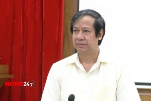 Lãnh đạo Bộ GD&ĐT chúc mừng Báo Giáo dục và Thời đại nhân ngày 21/6