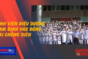 NÓNG 247: Sinh viên Đại học Điều dưỡng Nam Định vào Đồng Nai chống dịch
