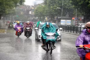 Thời tiết hôm nay Bắc và Trung Bộ nắng gắt, chiều tối có mưa dông