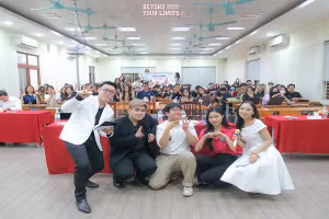 Quán quân Hùng biện sinh viên từng 'ngủ quên' trên chiến thắng