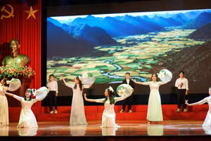 Tiết mục văn nghệ chào mừng