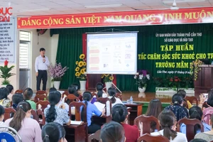 Quang cảnh buổi tập huấn.