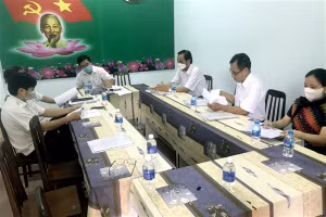 Cuộc họp giải quyết vụ việc do Phòng GD&ĐT huyện Long Thành tổ chức ngày 19/10.