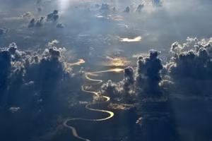 Sông Musi ở Nam Sumatra, Indonesia.