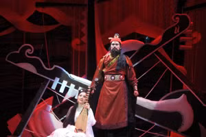 Xuyên suốt vở diễn là tiếng đàn – nhờ tiếng đàn mà Từ Hải hồi sinh.