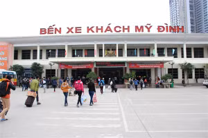 Bến xe Mỹ Đình sẵn sàng đón khách trở lại. 