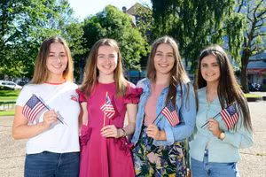 Học phí đại học tại Mỹ tương đối đắt đỏ.