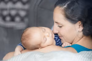 Trẻ sơ sinh có mùi thơm đặc trưng.