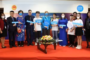 Lễ kỷ niệm Ngày Trẻ em Thế giới 2021 tại Việt Nam có chủ đề “Bảo vệ và thúc đẩy sức khỏe tâm thần cho trẻ em và thanh thiếu niên”.