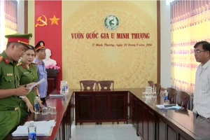 Cơ quan CSĐT Công an tỉnh Kiên Giang bắt tạm giam nguyên Giám đốc Vườn quốc gia U Minh Thượng. (Ảnh: Văn Vũ)