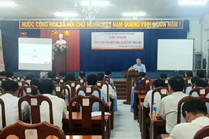 An Giang triển khai thí điểm Học bạ số cấp Tiểu học.