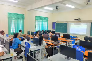 An Giang tập huấn, bồi dưỡng CB-GV sử dụng SGK lớp 5, lớp 9, lớp 12 mới.