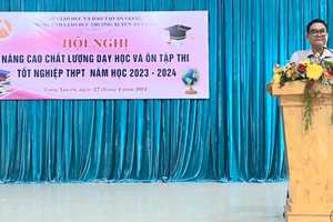 Trung tâm GDTX An Giang hội nghị nâng cao chất lượng ôn tập thi tốt nghiệp THPT năm 2024.