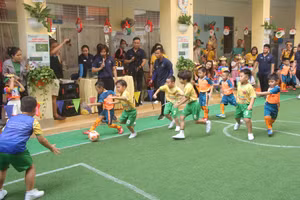 Trẻ mầm non TPHCM tham gia chương trình “Năng lượng mới - cả ngày vui”.