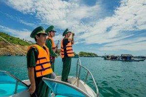 Bộ đội Biên phòng Kiên Giang tuần tra bảo vệ chủ quyền, an ninh vùng biển, đảo Tây Nam của Tổ quốc. (Ảnh: LAT)