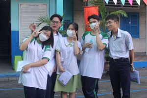 Thí sinh TPHCM thi tốt nghiệp THPT năm 2023.