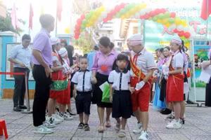 Học sinh lớp 1, Trường Tiểu học Nguyễn Thanh Tuyền (TPHCM) trong ngày tựu trường năm học 2023-2024. Ảnh: Minh Anh