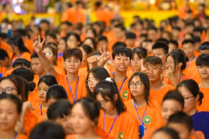 Gần 2.000 bạn trẻ tham dự hội trại “Hào Khí Thăng Long” lần II.