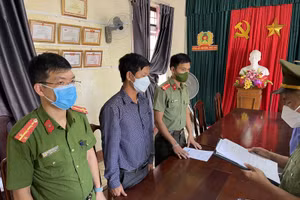 Đối tượng Nguyễn Khánh Toàn tại cơ quan công an. 