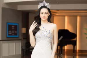 Hoa hậu Lương Thùy Linh tại sự kiện.