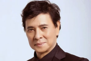 Ca sĩ Anh Khoa ở Mỹ.