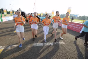 Các người đẹp đã tham gia giải chạy marathon tại Gia Lai.
