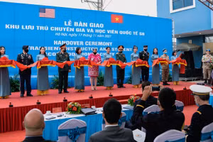 Hoa Kỳ bàn giao cơ sở lưu trú cho Cục Gìn giữ Hòa bình Việt Nam.