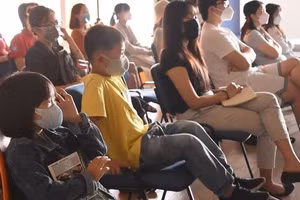 Nhóm Gia đình em yêu thiên nhiên Việt Nam tại TP Hồ Chí Minh đã tổ chức khóa học về nhận dạng và cứu hộ rùa biển cho các tình nguyện viên.