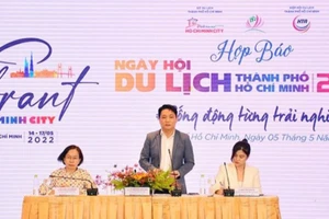 Ông Lê Trương Hiền Hòa, Phó Giám đốc Sở Du lịch TPHCM, phát biểu trong buổi họp báo. Ảnh: Sở Du lịch TPHCM.